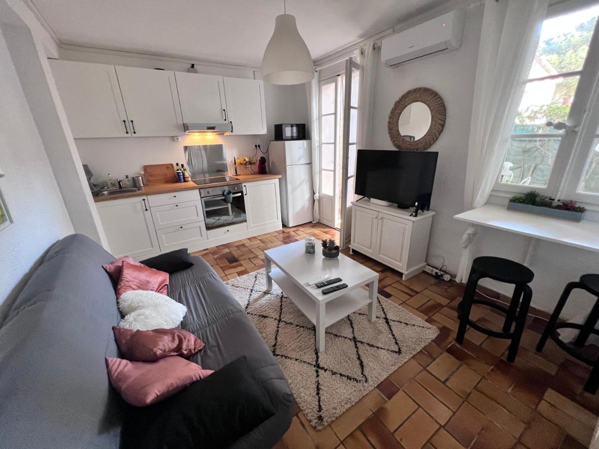 Sympathique Studio En Rez De Jardin Dans Residence Єр Екстер'єр фото