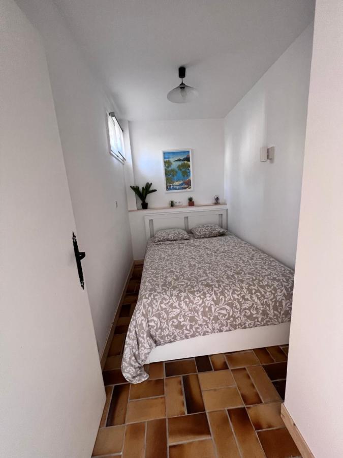 Sympathique Studio En Rez De Jardin Dans Residence Єр Екстер'єр фото